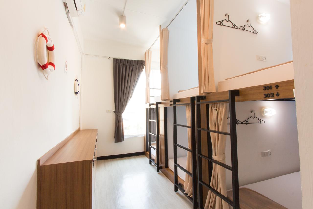 Pier 49 Hostel Bangkok Exteriér fotografie